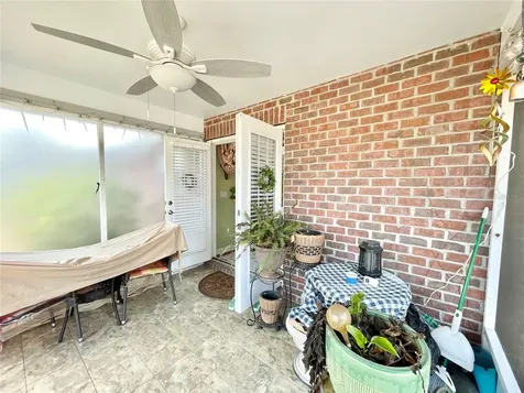 25336 SW 22nd Avenue Newberry FL 32669