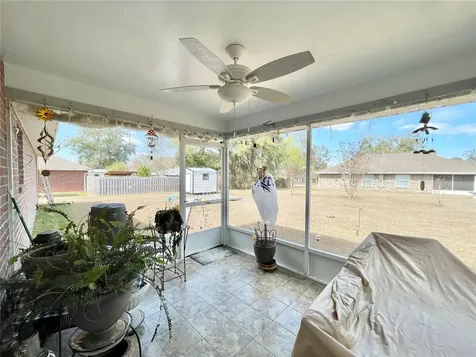 25336 SW 22nd Avenue Newberry FL 32669