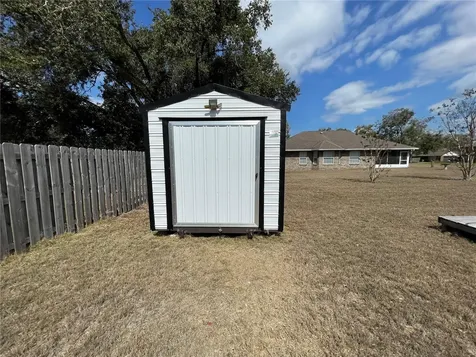 25336 SW 22nd Avenue Newberry FL 32669