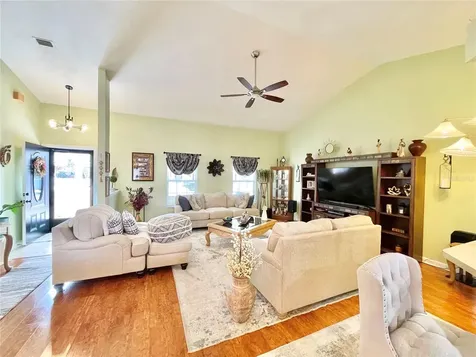 25336 SW 22nd Avenue Newberry FL 32669