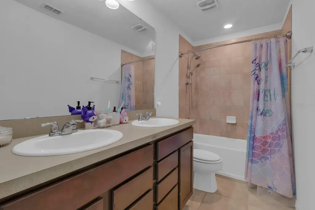 2172 Bur Oak Boulevard St Cloud FL 34771