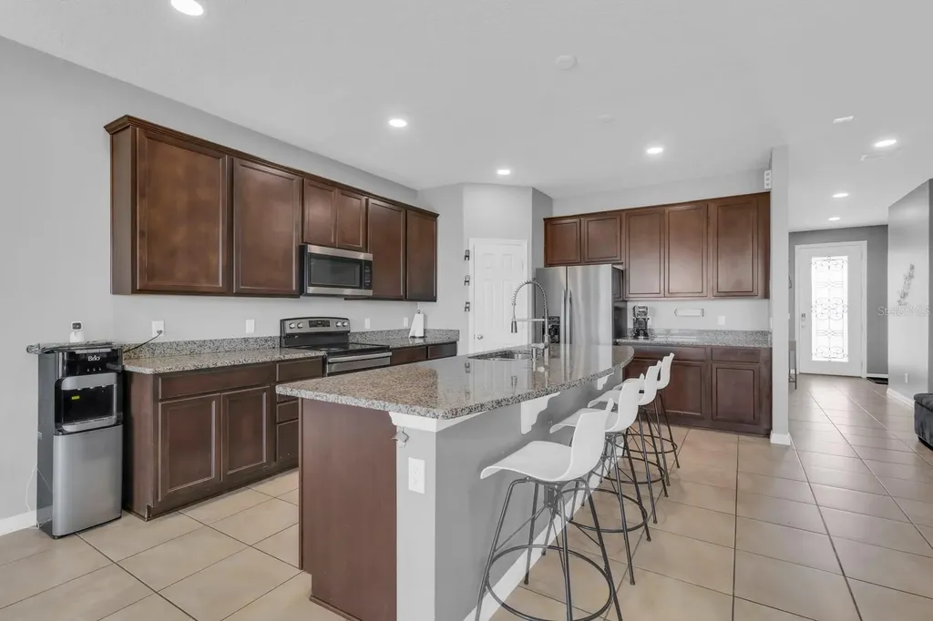 2172 Bur Oak Boulevard St Cloud FL 34771