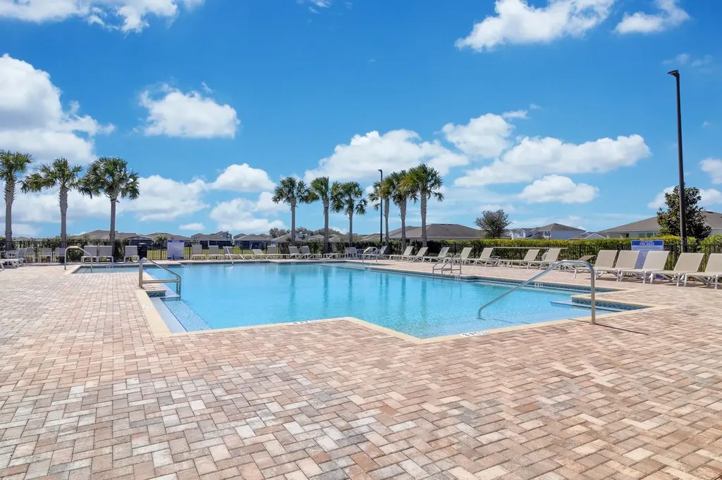 2172 Bur Oak Boulevard St Cloud FL 34771