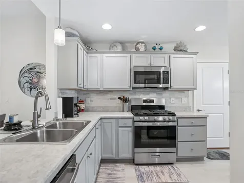 4515 Leschak Lane The Villages FL 32163
