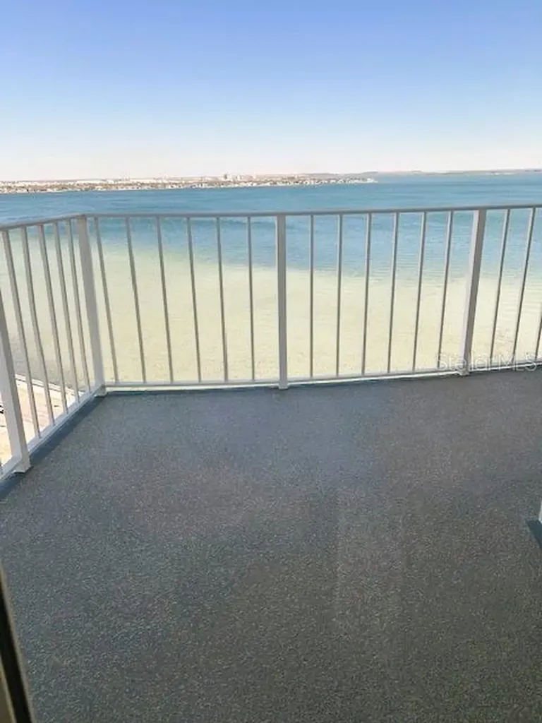 2611 Bayshore Boulevard Tampa FL 33629