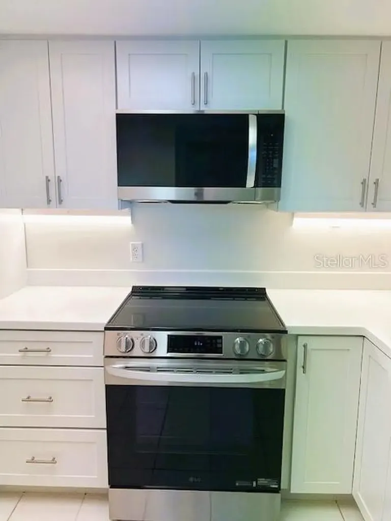2611 Bayshore Boulevard Tampa FL 33629