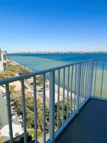 2611 Bayshore Boulevard Tampa FL 33629