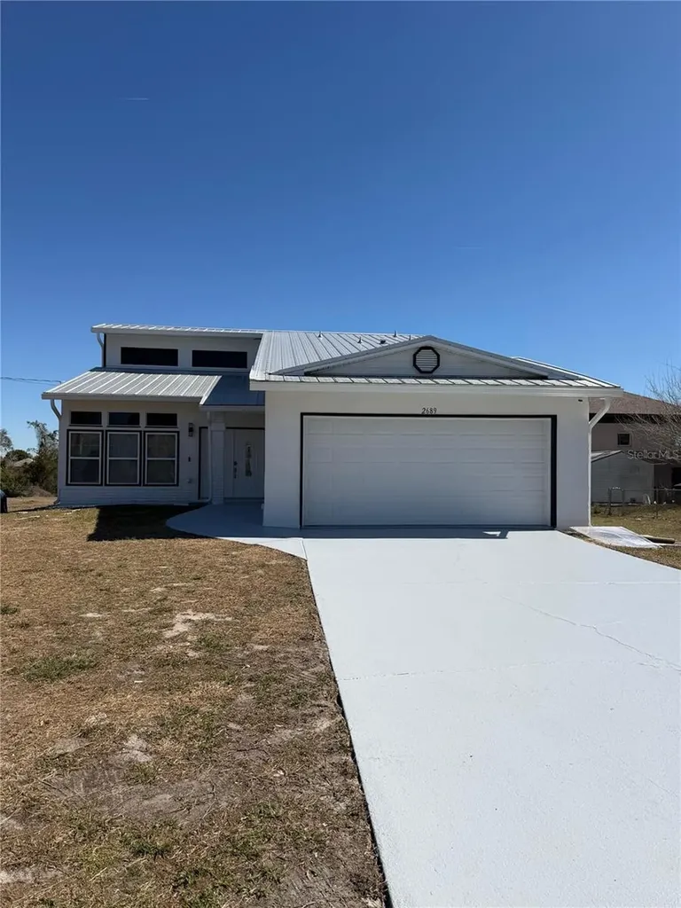 2689 Courtland Boulevard Deltona FL 32738
