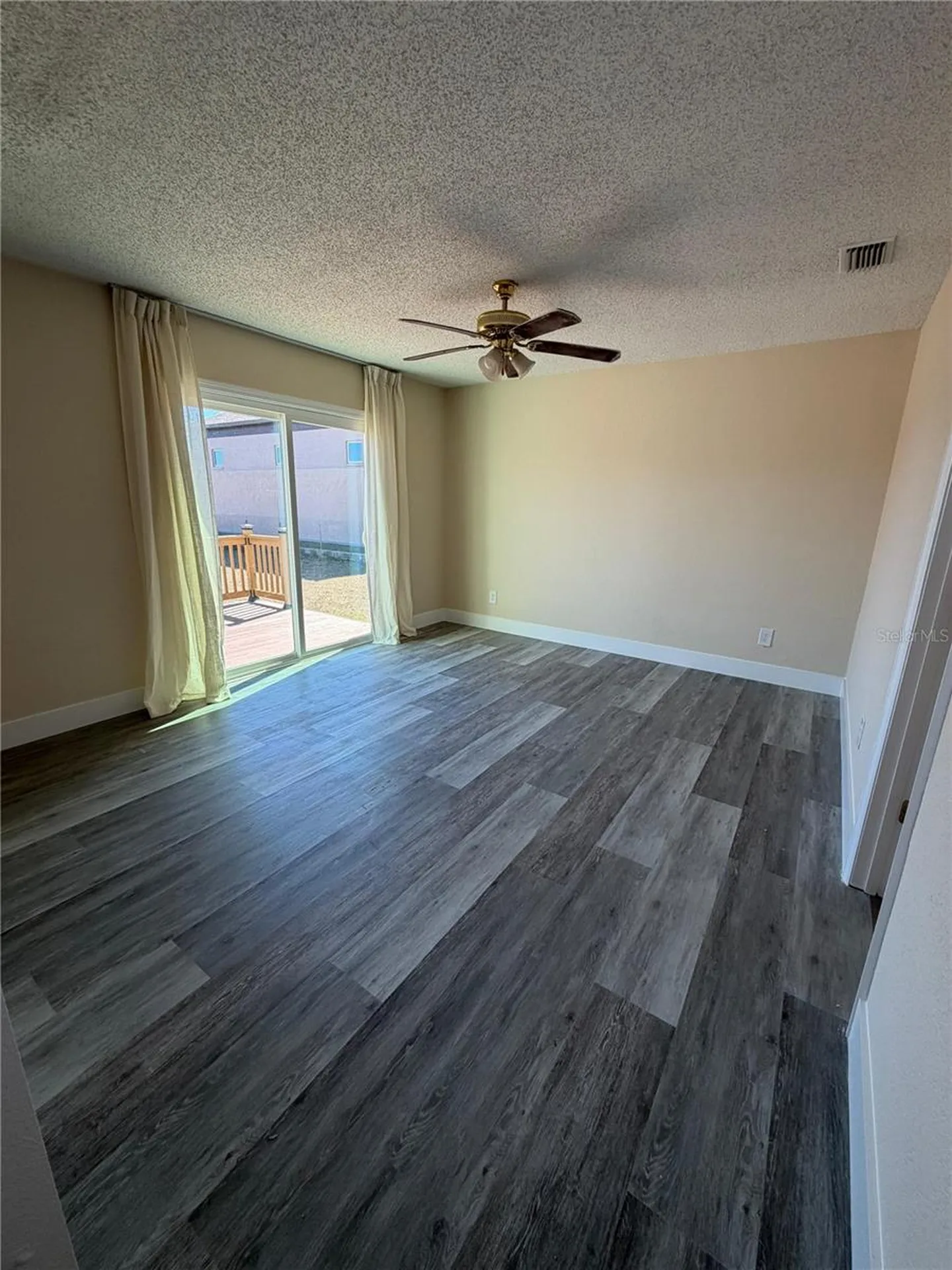 2689 Courtland Boulevard Deltona FL 32738