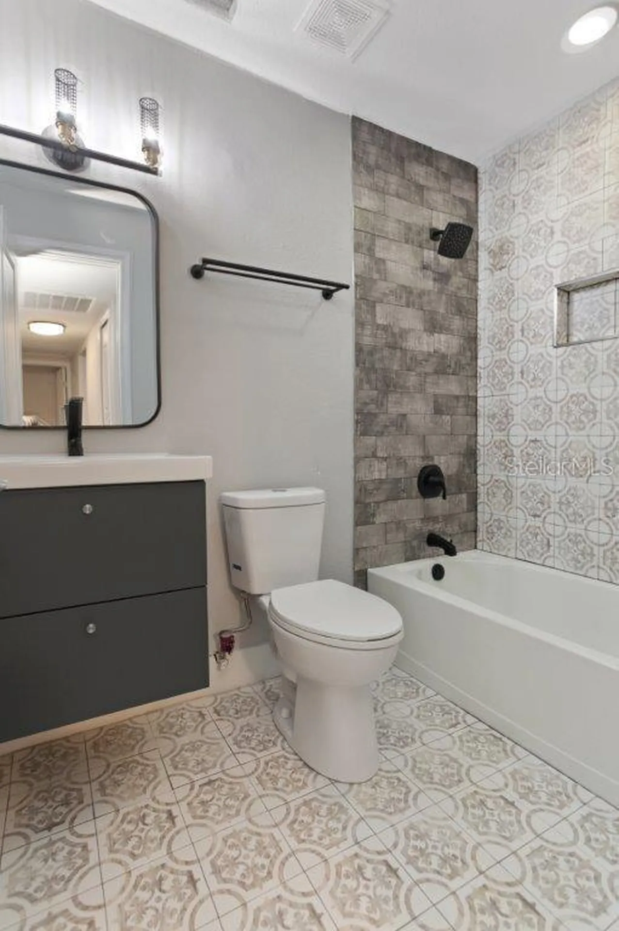 3417 SE Tennessee Terrace Orlando FL 32806