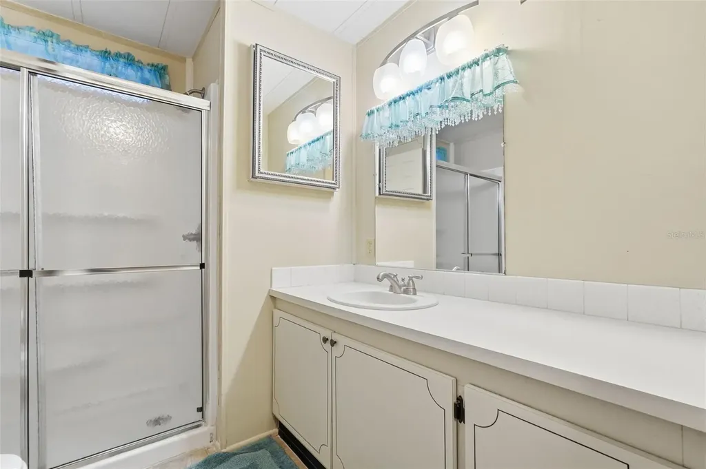2101 Maui Drive Holiday FL 34691
