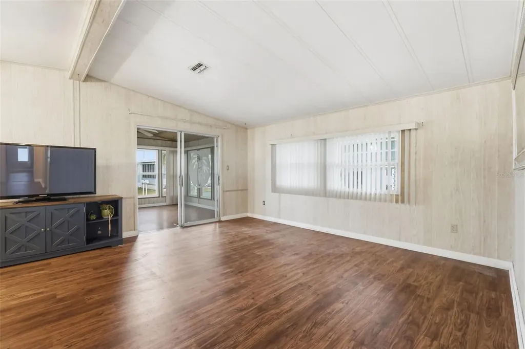 2101 Maui Drive Holiday FL 34691