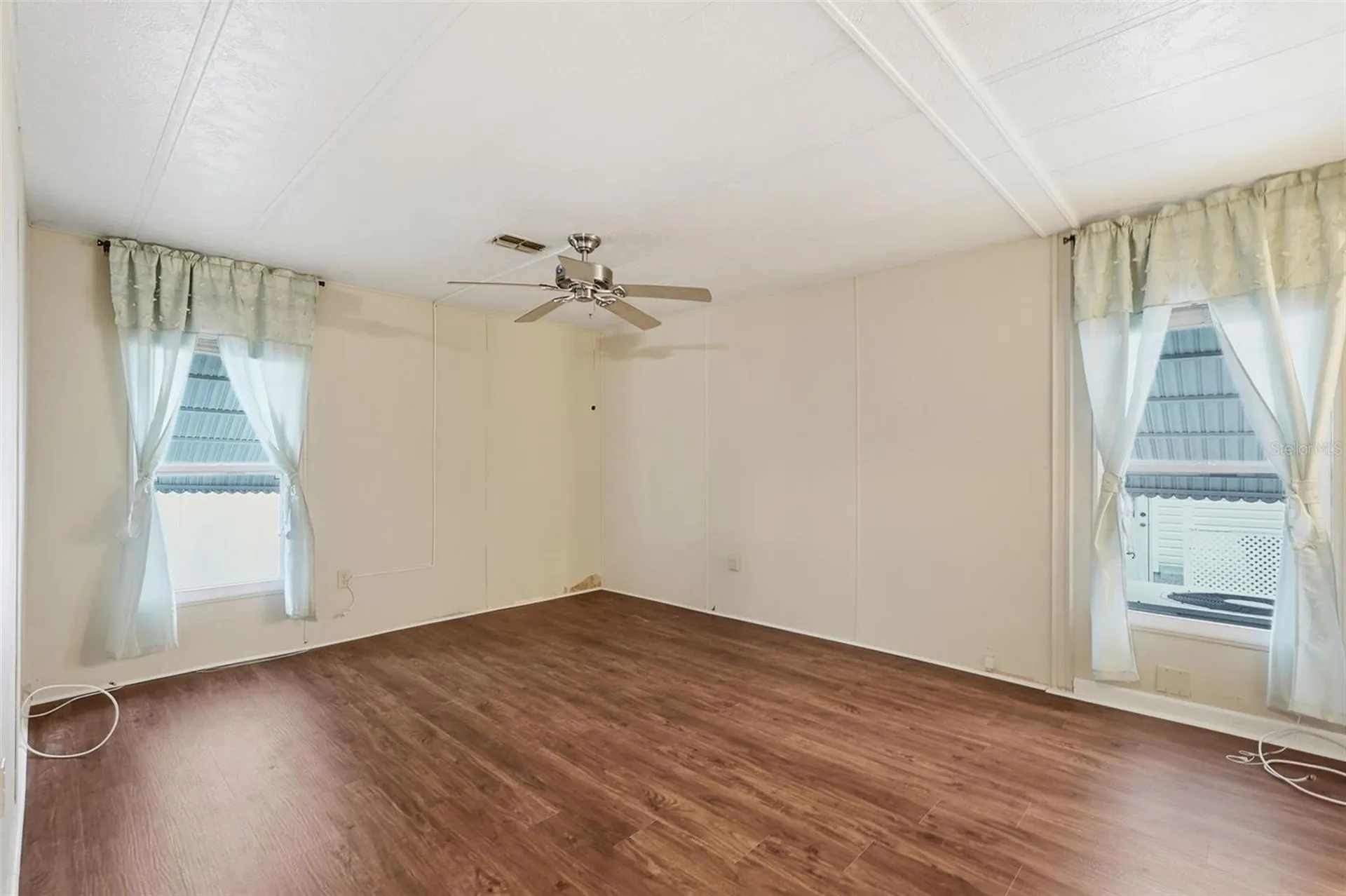 2101 Maui Drive Holiday FL 34691