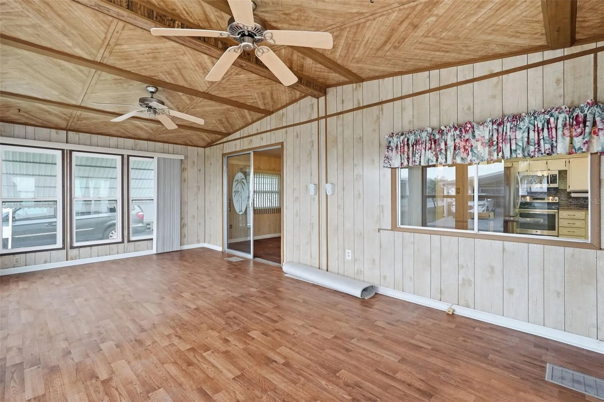2101 Maui Drive Holiday FL 34691