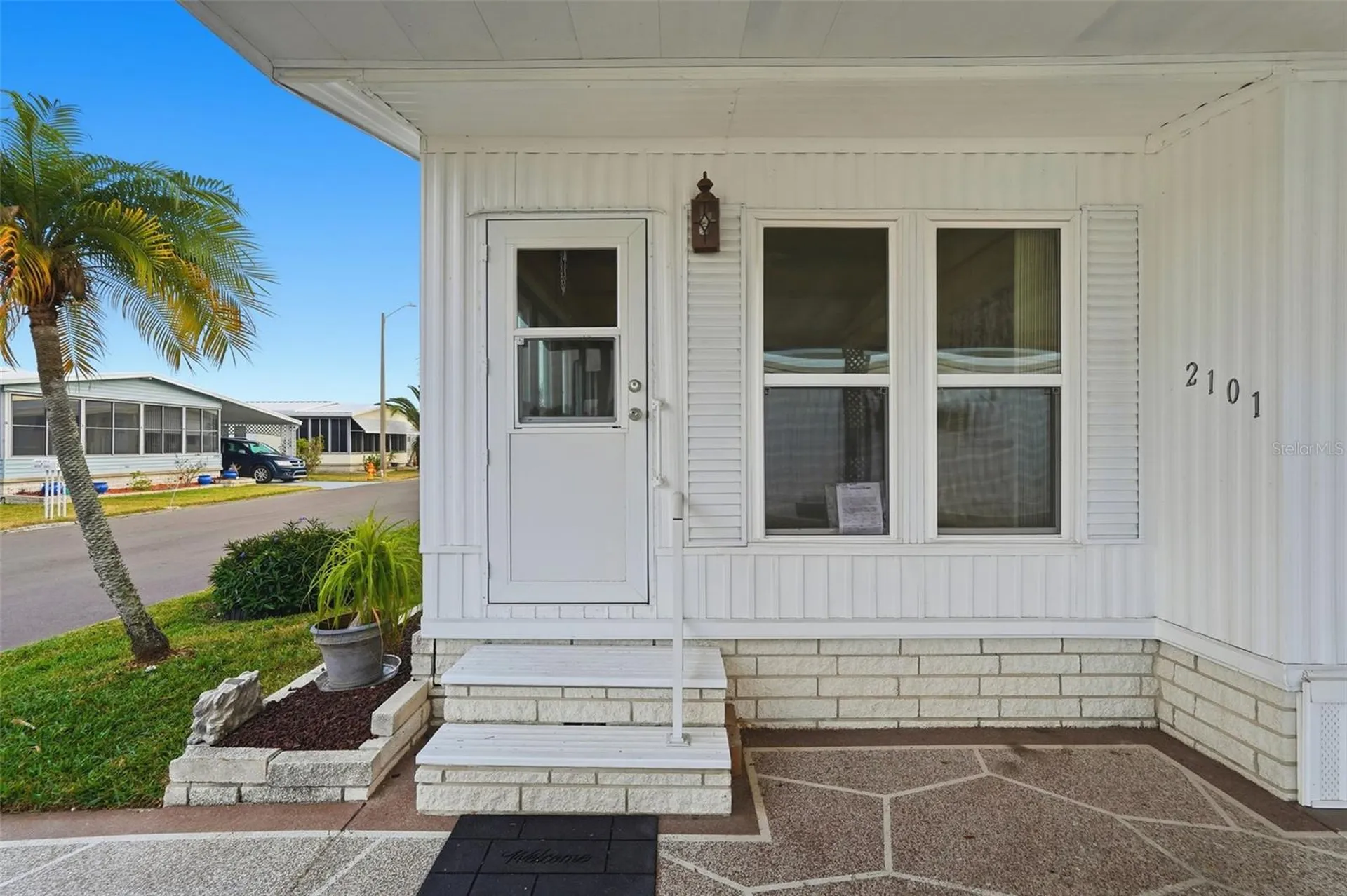 2101 Maui Drive Holiday FL 34691
