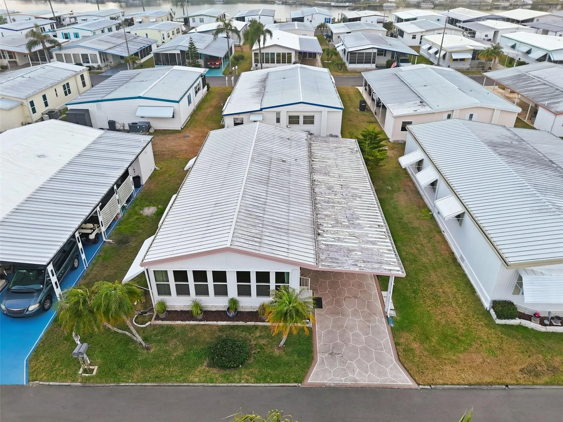 2101 Maui Drive Holiday FL 34691