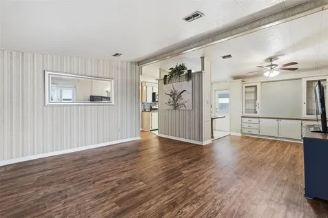 2101 Maui Drive Holiday FL 34691