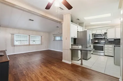 2101 Maui Drive Holiday FL 34691