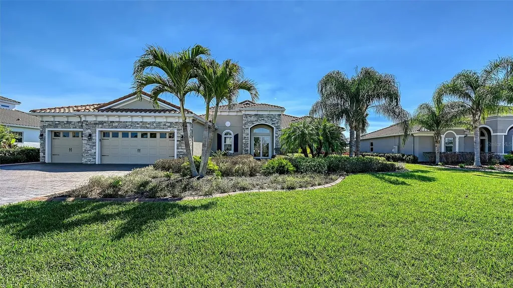 4709 Vasca Drive Sarasota FL 34240