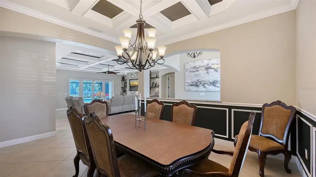 4709 Vasca Drive Sarasota FL 34240