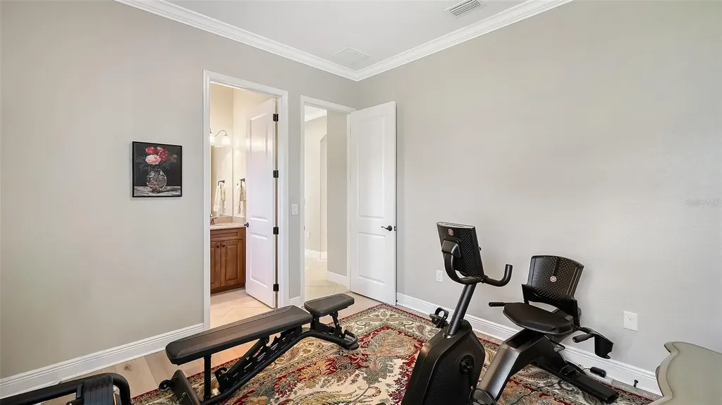 4709 Vasca Drive Sarasota FL 34240