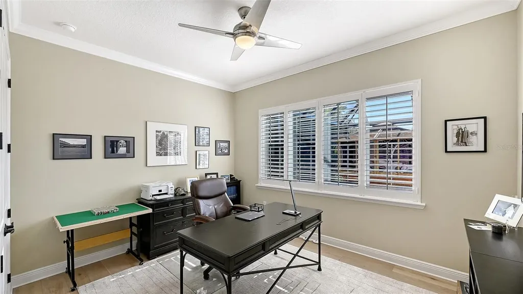 4709 Vasca Drive Sarasota FL 34240