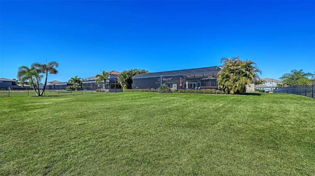 4709 Vasca Drive Sarasota FL 34240