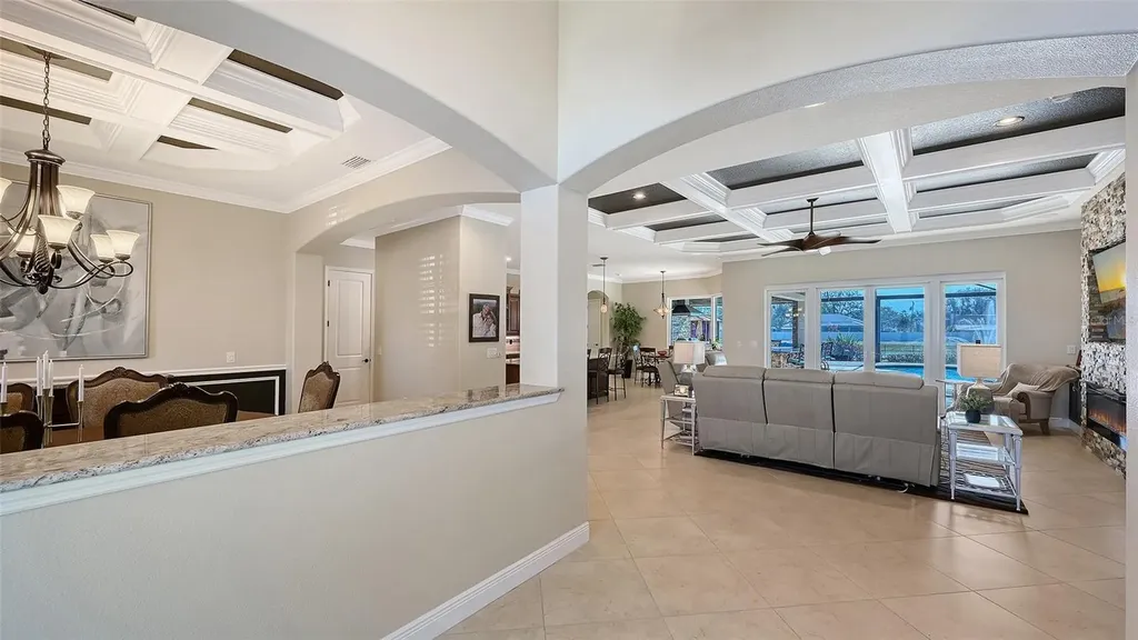 4709 Vasca Drive Sarasota FL 34240