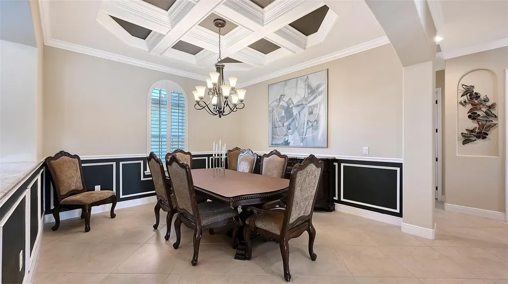 4709 Vasca Drive Sarasota FL 34240