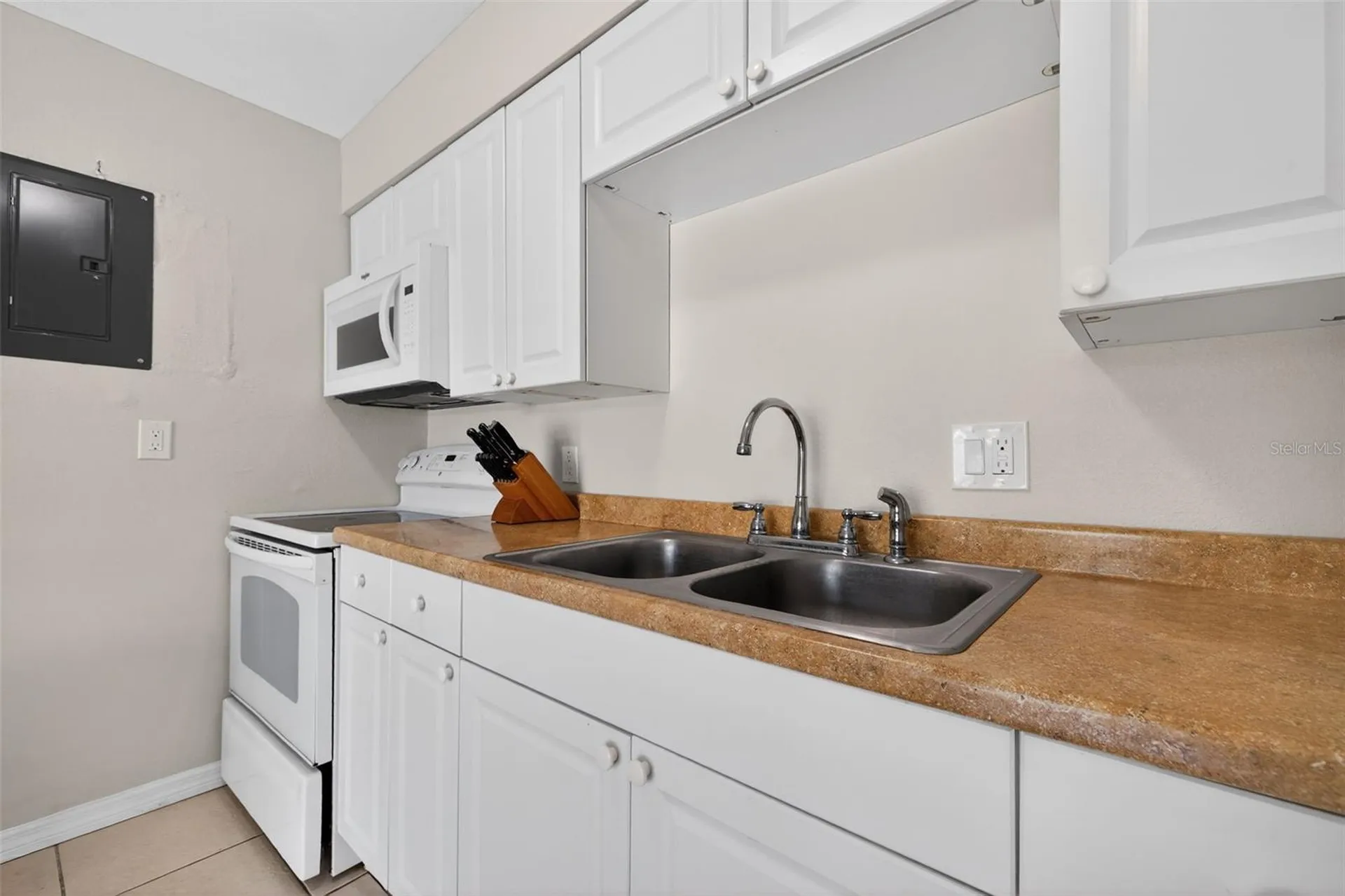 4215 E Bay Drive Clearwater FL 33764