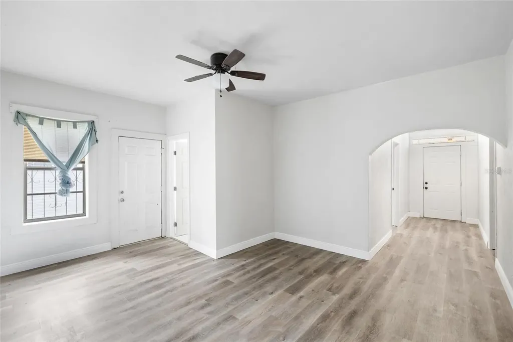 3105 N 16th Street Tampa FL 33605