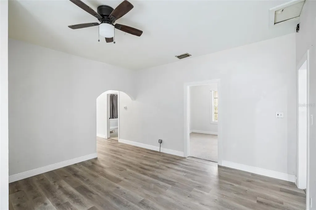 3105 N 16th Street Tampa FL 33605