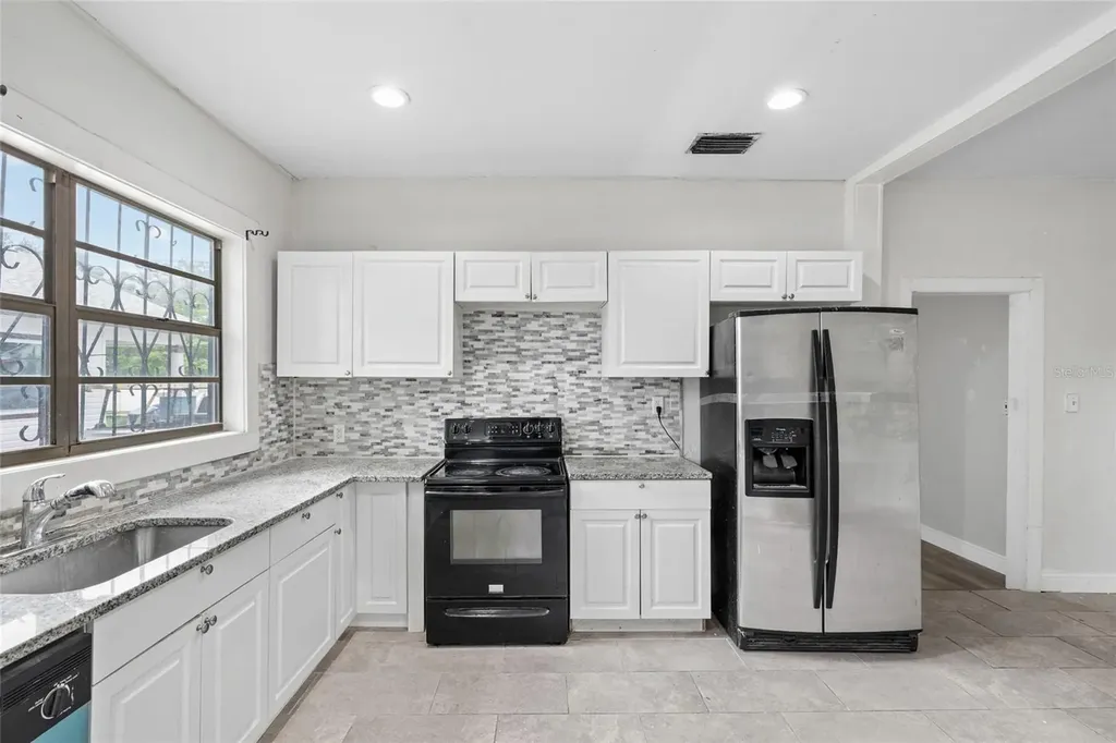 3105 N 16th Street Tampa FL 33605