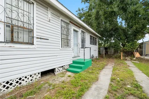 3105 N 16th Street Tampa FL 33605