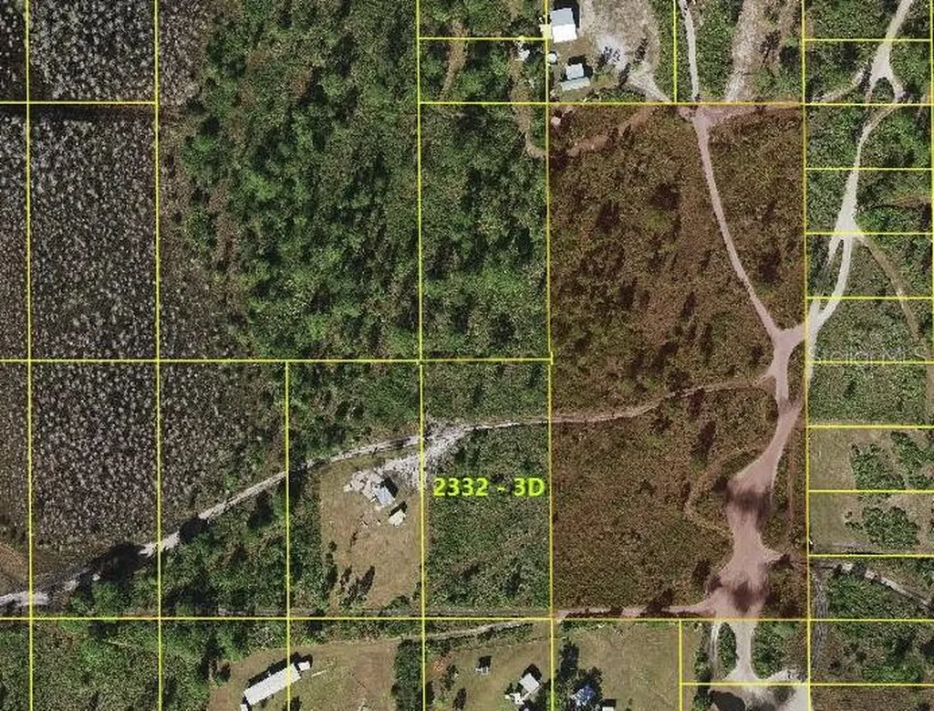 Suburban Estates Sec 25...2332 003d St Cloud FL 34771