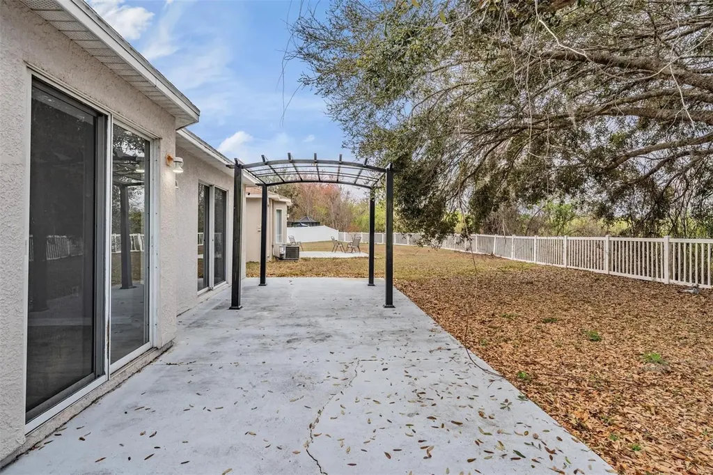 10047 Landport Way Land O Lakes FL 34638