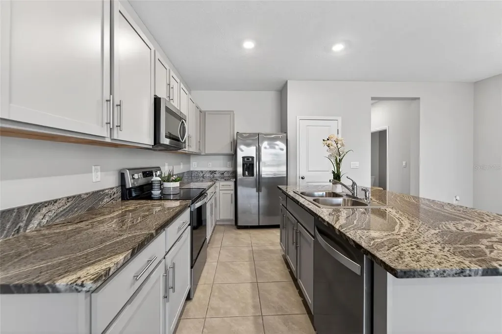 188 Mangrove Shade Circle Apollo Beach FL 33572