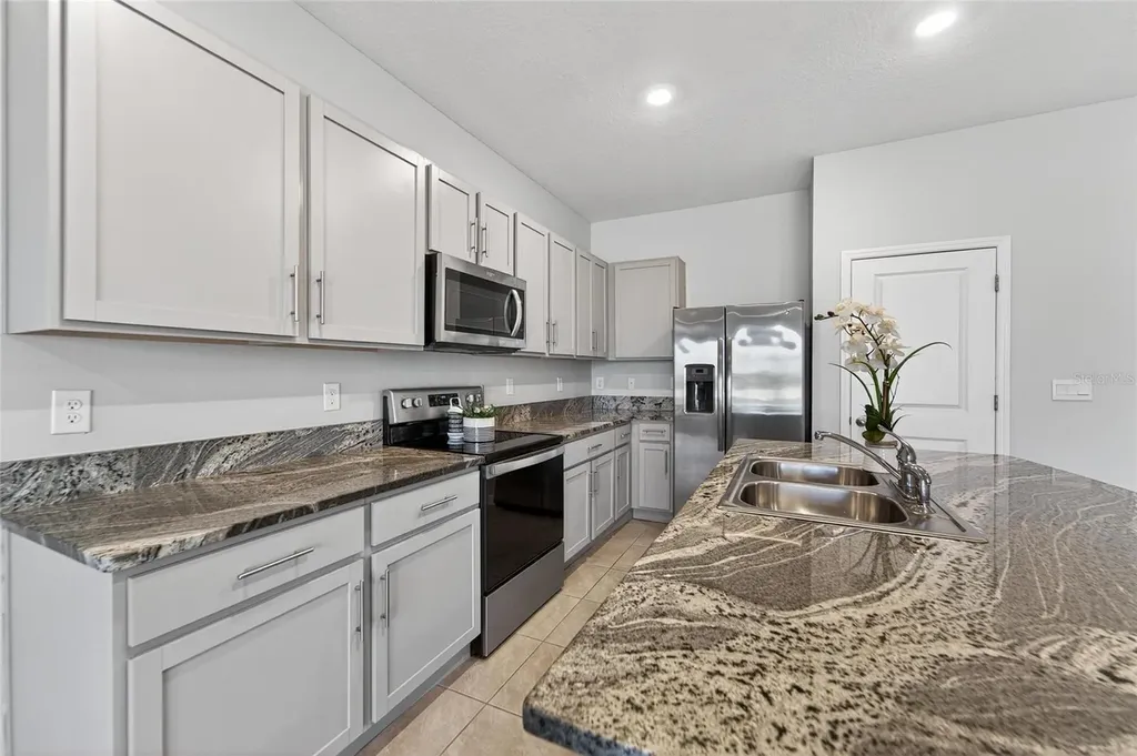 188 Mangrove Shade Circle Apollo Beach FL 33572