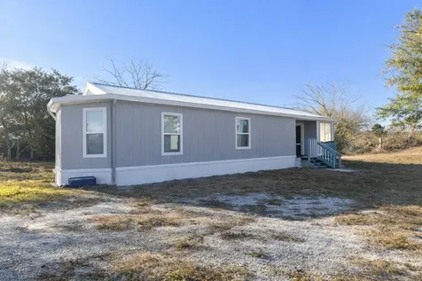 702 Hillsboro Street Plant City FL 33563