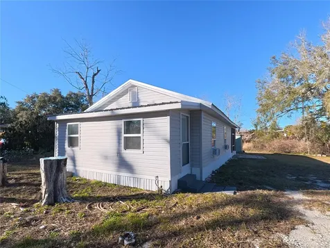 702 Hillsboro Street Plant City FL 33563