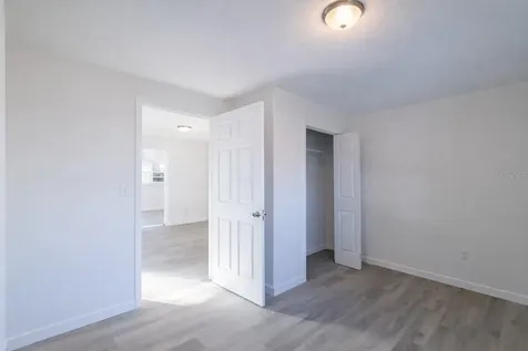 702 Hillsboro Street Plant City FL 33563