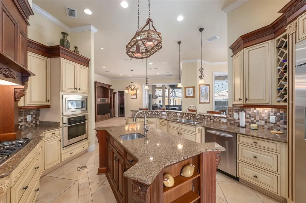 695 SE 47th Loop Ocala FL 34480