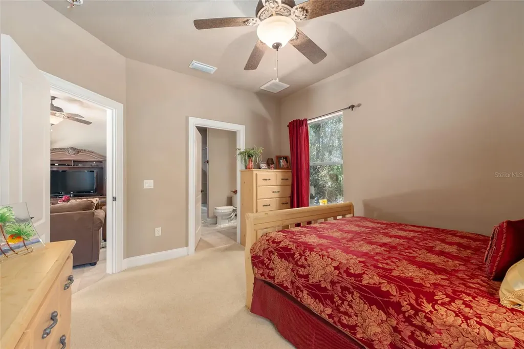 695 SE 47th Loop Ocala FL 34480