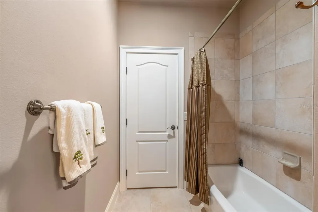 695 SE 47th Loop Ocala FL 34480