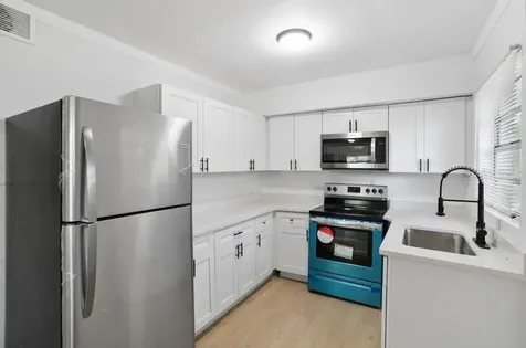 2608 E Cayuga Street Tampa FL 33610