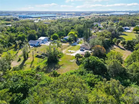 7560 19th Street E Sarasota FL 34243
