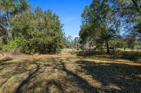 18434 SE 24th Street Silver Springs FL 34488