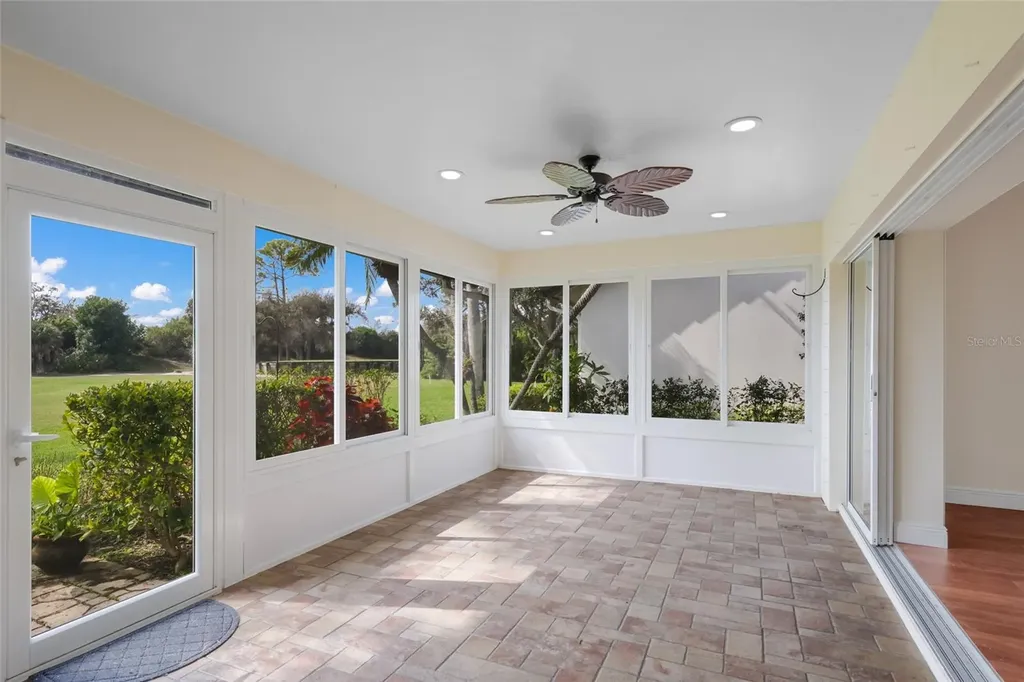 4428 Calle Serena Sarasota FL 34238