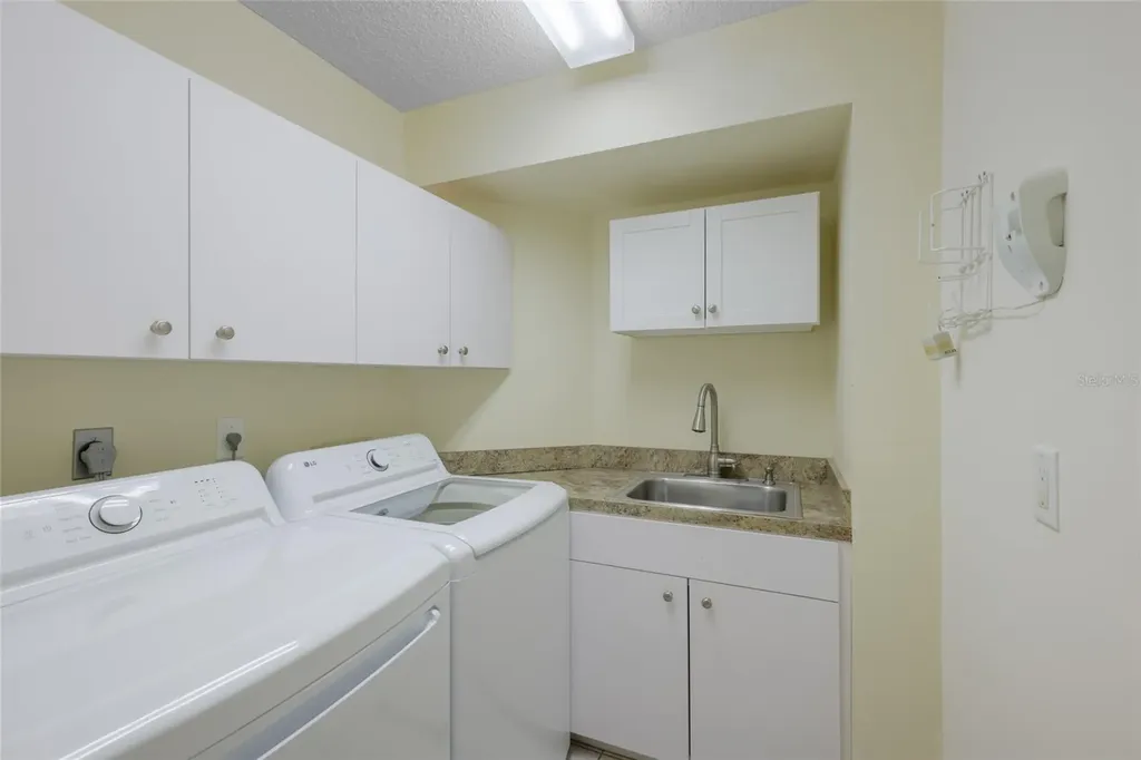 4428 Calle Serena Sarasota FL 34238