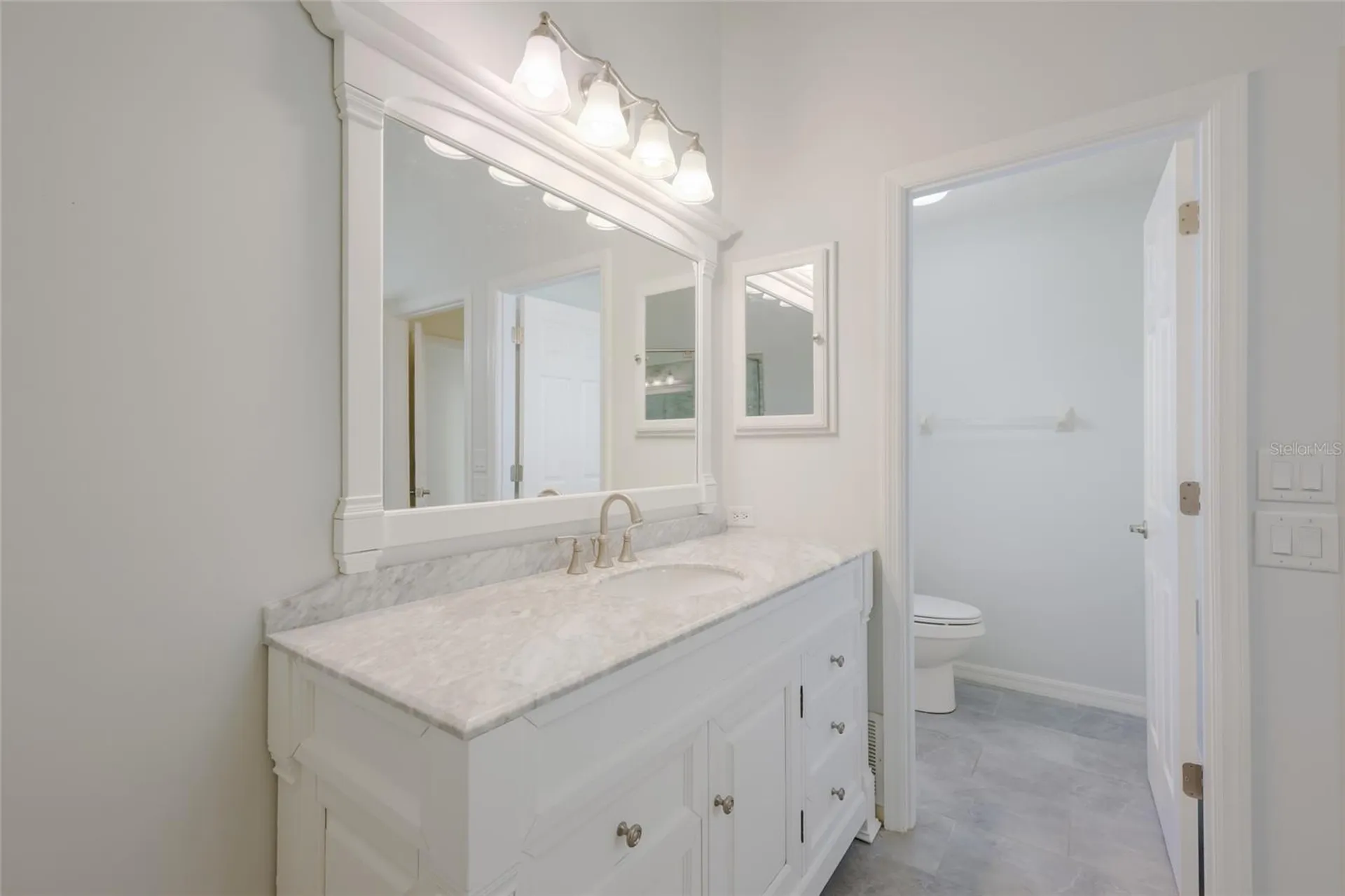 4428 Calle Serena Sarasota FL 34238